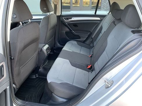 Used 2015 Volkswagen e-Golf Limited Edition image 24