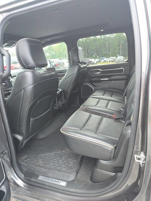 Used 2021 RAM 1500 Laramie w/ Sport Appearance Package AWD/4WD image 7