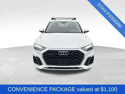 Used 2023 Audi Q5 2.0T Premium w/ Convenience Package image 3