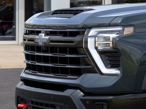 New 2026 Chevrolet Silverado 3500 LT image 13