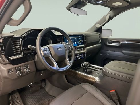 Certified 2024 Chevrolet Silverado 1500 LT Trail Boss w/ Convenience Package II image 17