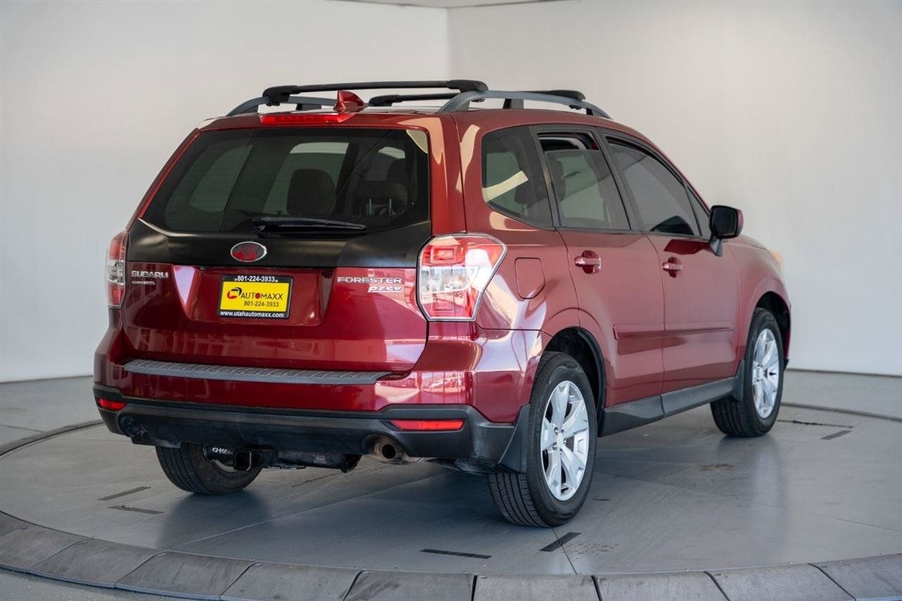 Used 2016 Subaru Forester 2.5i Premium AWD/4WD image 7