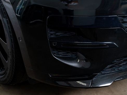 Used 2023 Land Rover Range Rover Sport SE Dynamic image 20