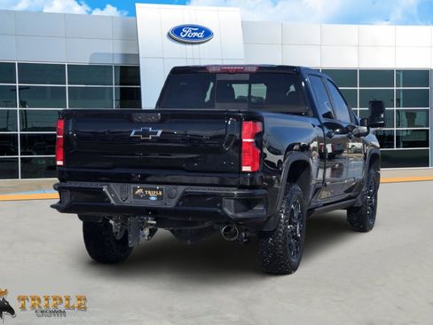 Used 2025 Chevrolet Silverado 2500 High Country w/ Midnight Edition image 5