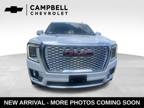 Used 2021 GMC Yukon Denali w/ Denali Ultimate Package RWD image 8
