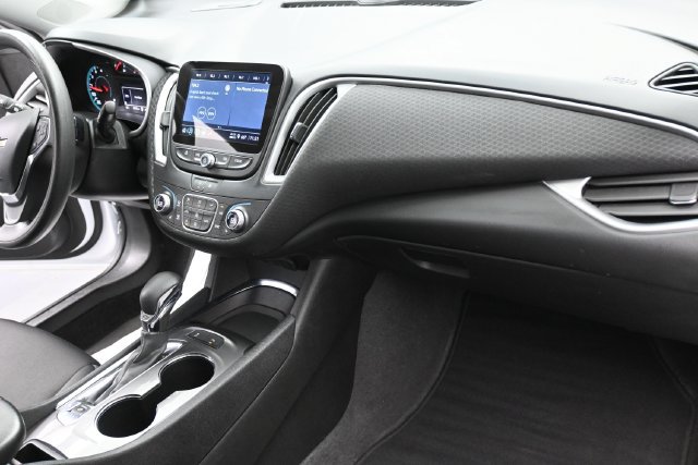 Used 2025 Chevrolet Malibu LT FWD image 28