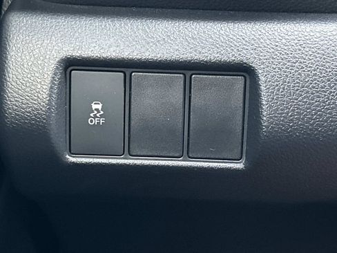 Used 2025 Honda Pilot Sport image 28