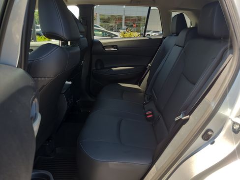 Certified 2023 Toyota Corolla Cross XLE w/ Convenience Package AWD/4WD image 28