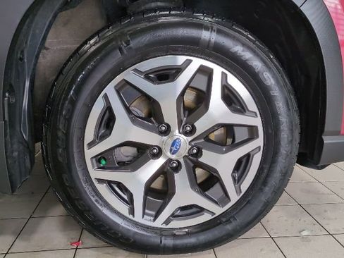 Certified 2023 Subaru Forester Premium image 22