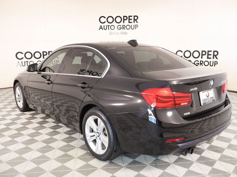 Used 2018 BMW 330i xDrive Sedan AWD/4WD image 23