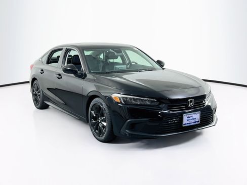 Used 2024 Honda Civic EX image 3
