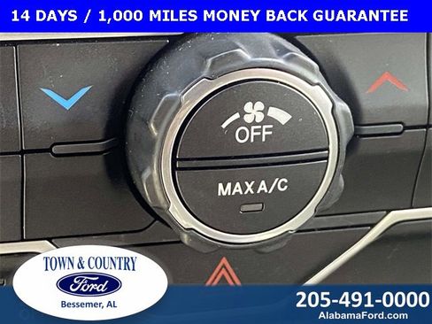 Used 2025 Jeep Wrangler Sport image 28