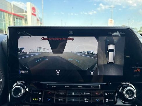 Certified 2021 Toyota Highlander Platinum AWD/4WD image 39