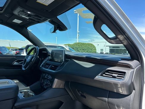 Certified 2022 Chevrolet Suburban High Country w/ LPO, Illumination Package AWD/4WD image 42