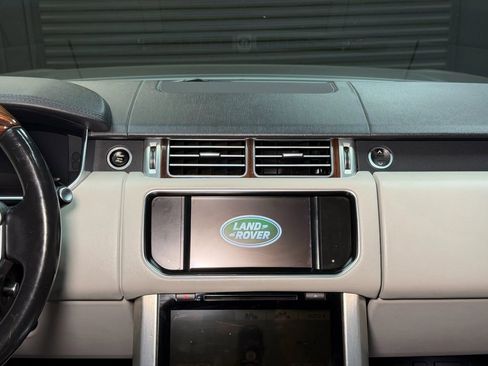 Used 2014 Land Rover Range Rover Supercharged image 30