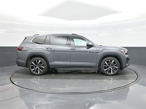 New 2026 Volkswagen Atlas SEL Premium R-Line image 8