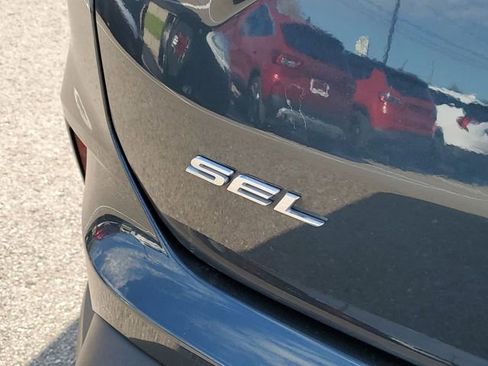 Used 2024 Ford Edge SEL w/ Convenience Package AWD/4WD image 36