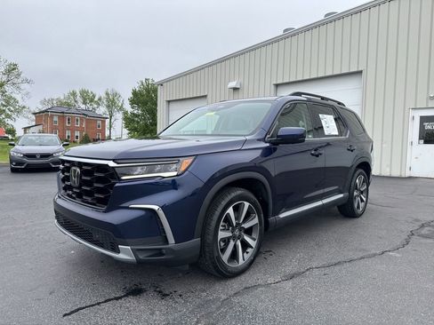 Certified 2024 Honda Pilot Elite image 3