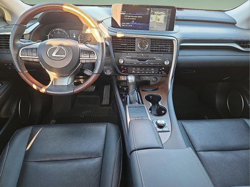 Used 2022 Lexus RX 350L FWD w/ Premium Package image 12