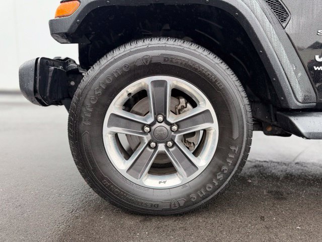 Used 2019 Jeep Wrangler Unlimited Sahara AWD/4WD image 26
