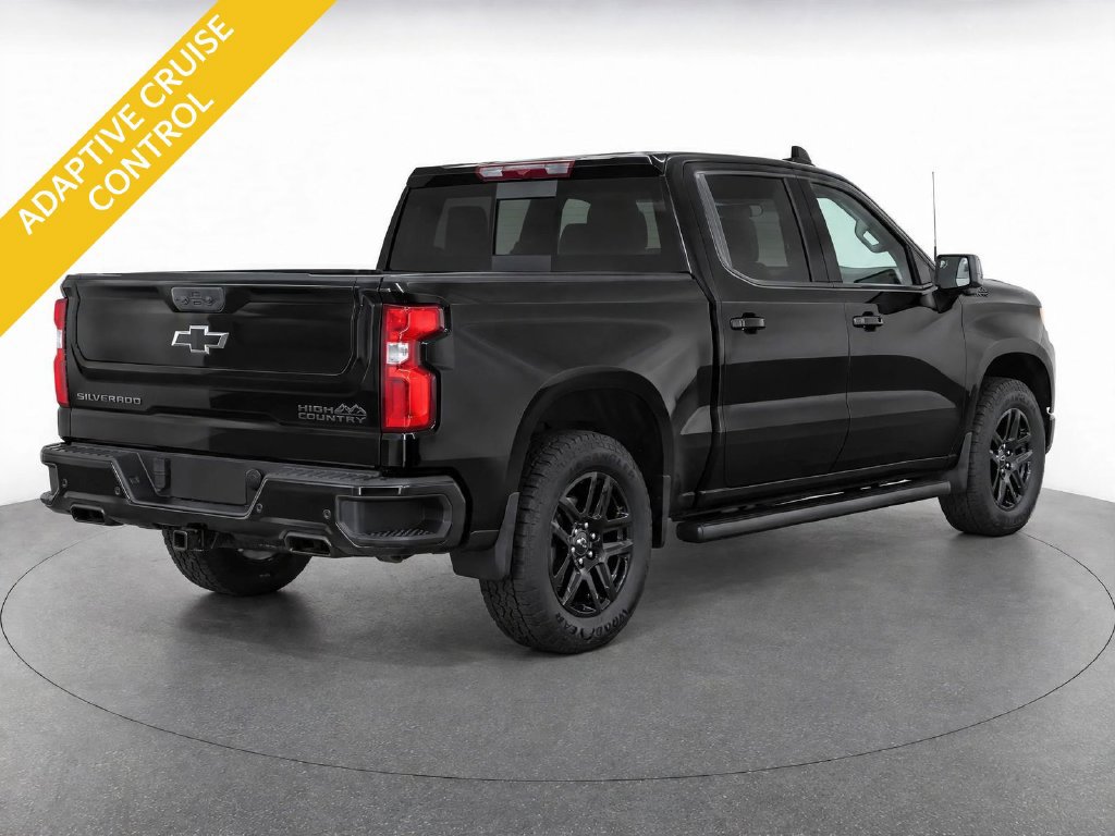 Used 2024 Chevrolet Silverado 1500 High Country w/ Midnight Edition AWD/4WD image 3
