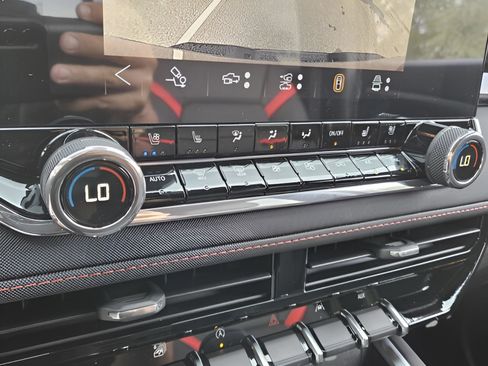 New 2026 Chevrolet Colorado Z71 w/ Technology Package image 24