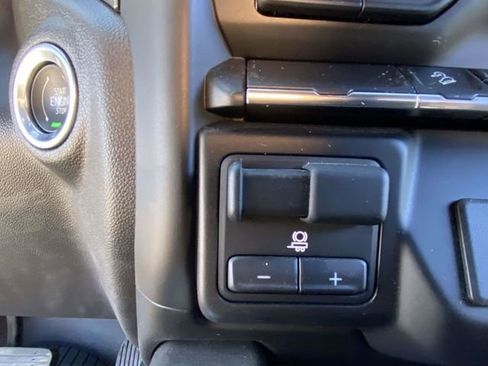 Used 2021 Chevrolet Silverado 1500 LT Trail Boss w/ Bed Protection Package image 21