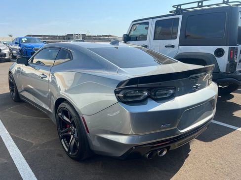 Used 2024 Chevrolet Camaro SS RWD image 9