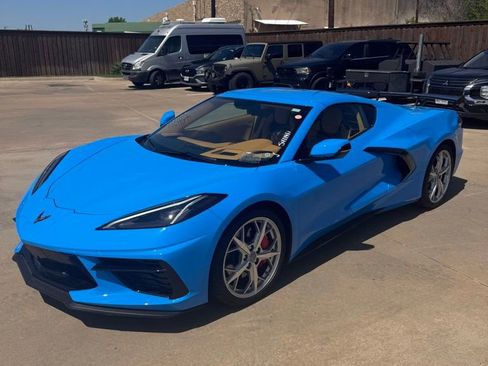 Used 2022 Chevrolet Corvette Stingray Premium Cpe w/ Z51 Performance Package image 3