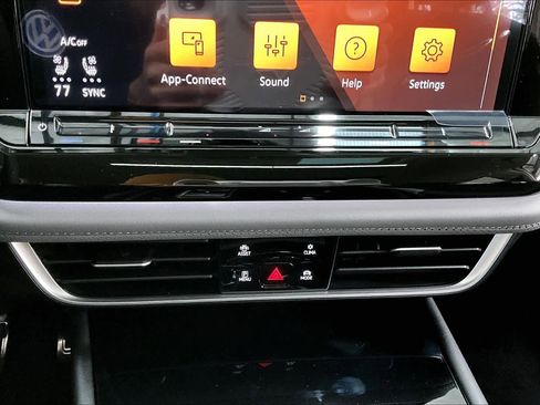 New 2026 Volkswagen Atlas Peak Edition image 22