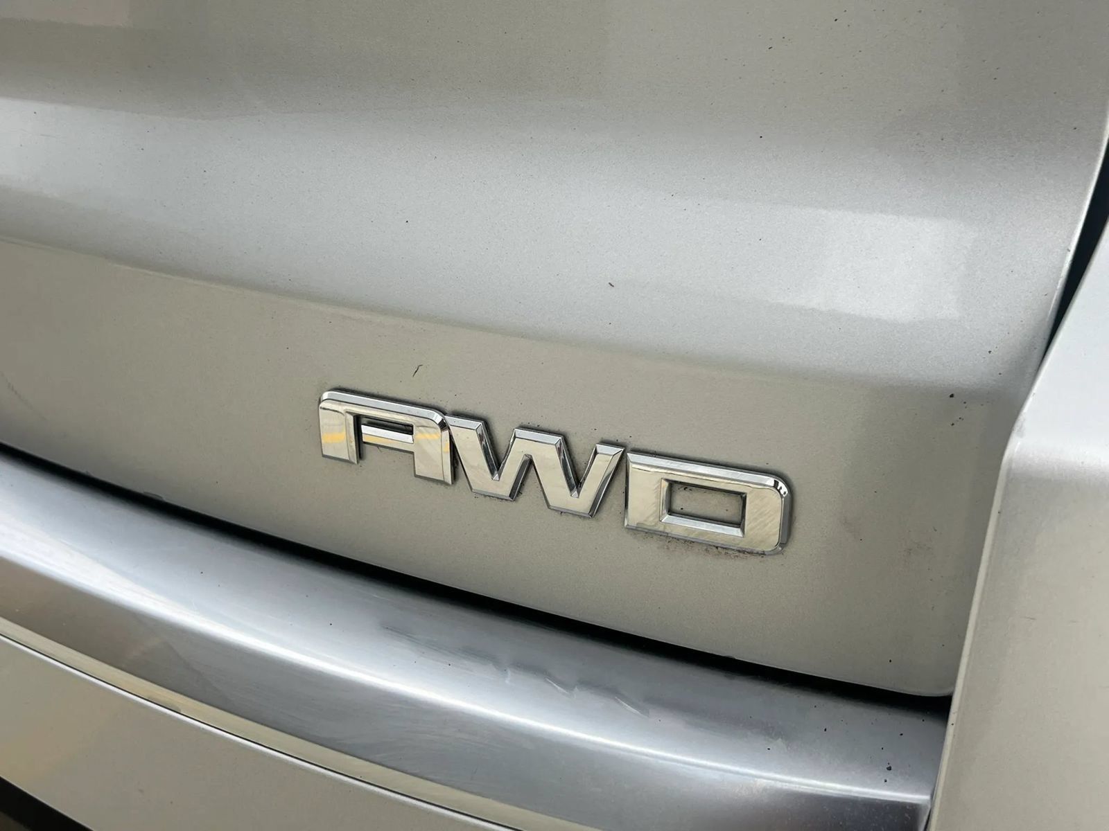Used 2015 GMC Acadia SLT AWD/4WD image 13