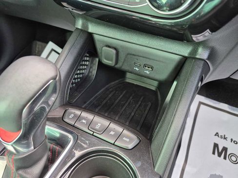 Used 2024 Chevrolet TrailBlazer RS w/ Driver Confidence Package image 21