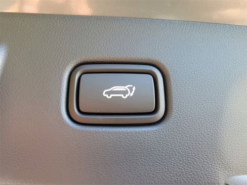 New 2026 Hyundai Tucson Limited w/ Tow & Go Package image 10