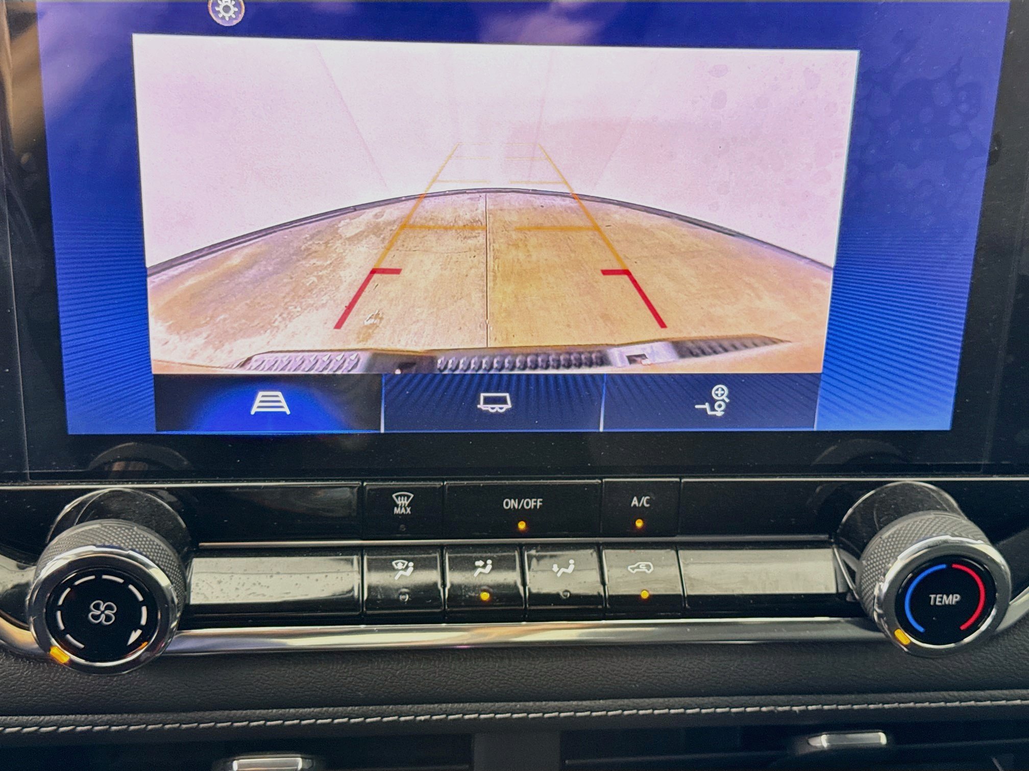 Used 2023 Chevrolet Colorado LT RWD image 16