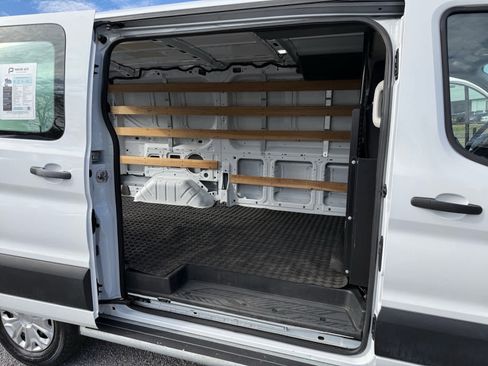 Used 2024 Ford Transit 250 w/ Exterior Upgrade Package image 31