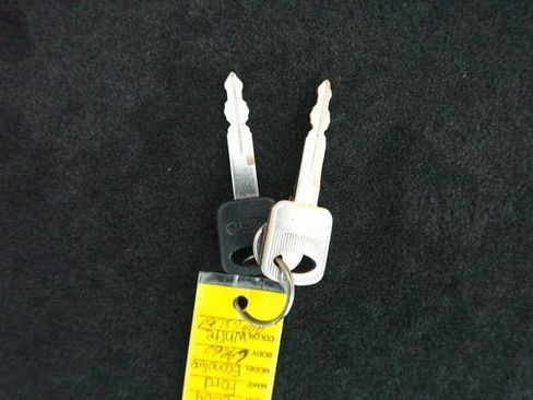 Used 2009 Ford E-350 and Econoline 350 Super Duty image 11