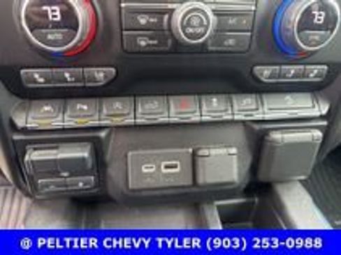 Used 2021 Chevrolet Silverado 1500 LTZ w/ LTZ Premium Package AWD/4WD image 21