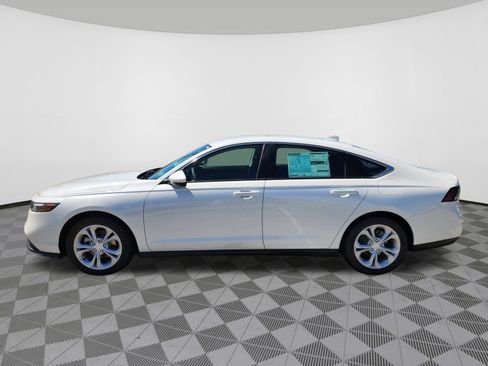 New 2026 Honda Accord LX image 5