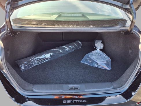 Certified 2025 Nissan Sentra SV image 24