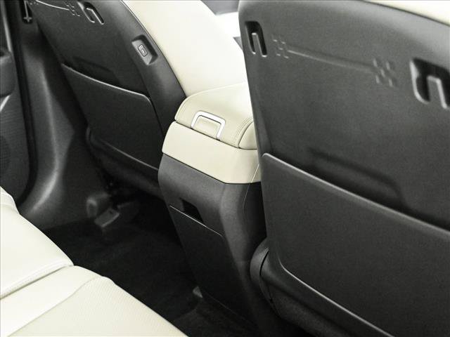 Used 2025 Hyundai Santa Fe SEL AWD/4WD image 19