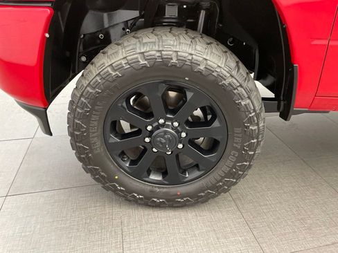 Certified 2024 RAM 2500 Big Horn w/ Night Edition AWD/4WD image 12