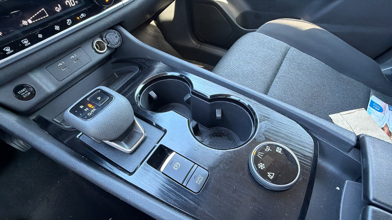 Used 2024 Nissan Rogue SV AWD/4WD image 30