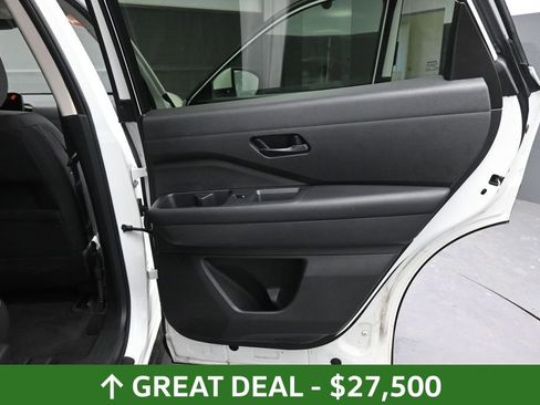 Used 2024 Nissan Pathfinder SV AWD/4WD image 21