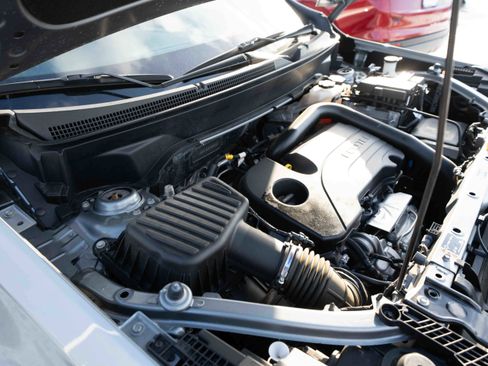 Used 2023 GMC Terrain SLE w/ Driver Convenience Package image 33