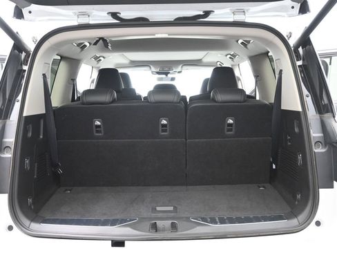 Certified 2025 INFINITI QX80 Pure image 13
