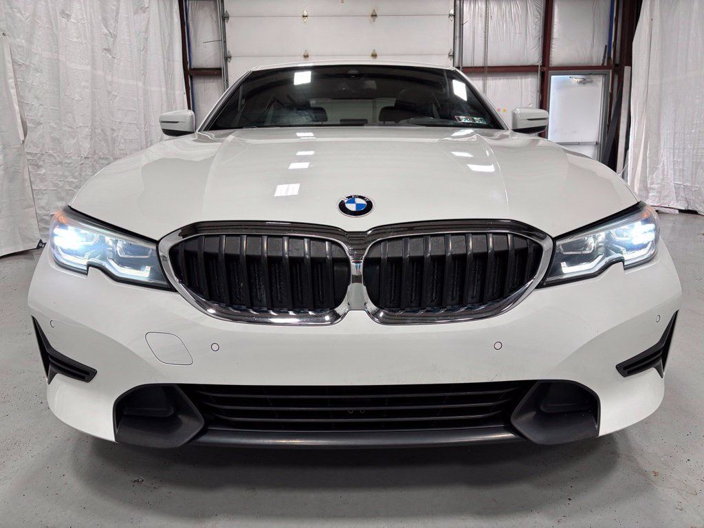 Used 2020 BMW 330i xDrive Sedan w/ Premium Package AWD/4WD image 2