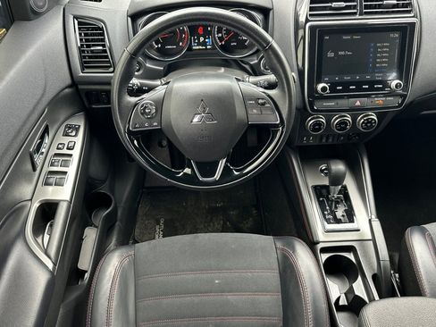 Used 2024 Mitsubishi Outlander Sport SE image 15