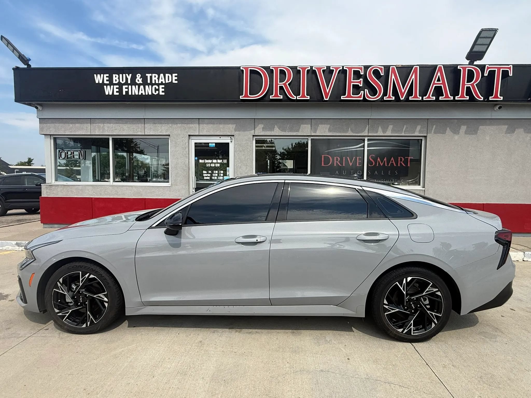 Used 2025 Kia K5 GT-Line w/ GT-Line Premium Package FWD image 5