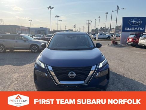 Used 2023 Nissan Rogue S image 8