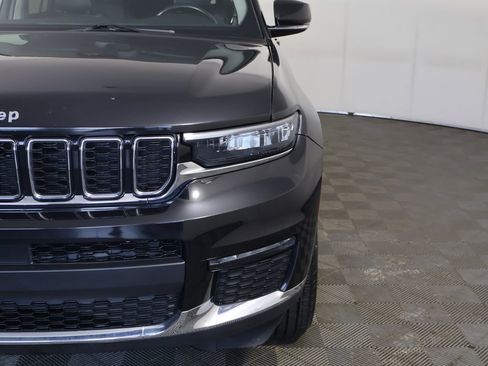 Used 2022 Jeep Grand Cherokee L Limited AWD/4WD image 16
